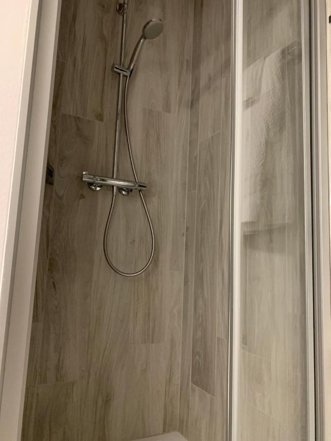 B&B Kelly Plus Лозана Exteriér fotografie