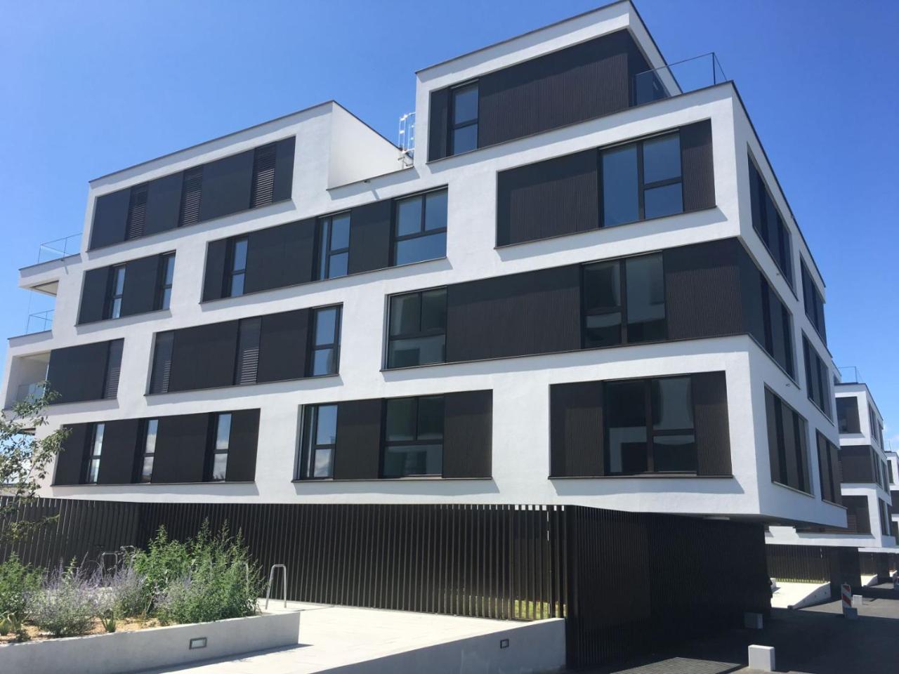 B&B Kelly Plus Лозана Exteriér fotografie